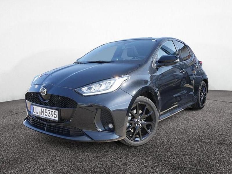 Schwarz / operaschwarz (metallic) Gebraucht 2024 Mazda 2 Kleinwagen | 27.490 € - Bild 1/4