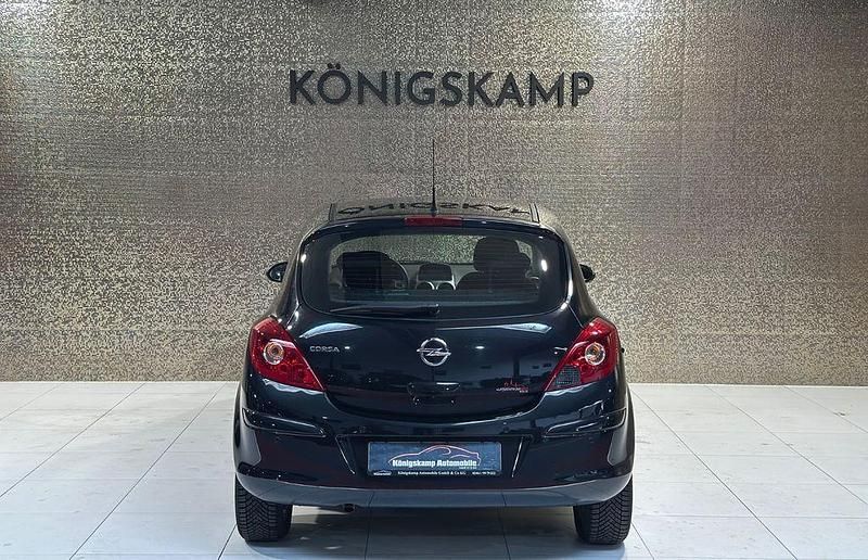 Gebraucht Opel Corsa Active 87 PS (63 kW) 2013 Schwarz Kleinwagen