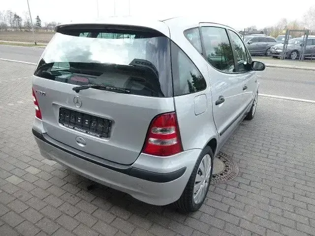 Gebraucht Mercedes A160 Classic 102 PS (75 kW) 2004 Silber Kleinwagen