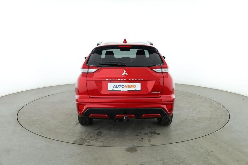 Gebraucht Mitsubishi Eclipse Cross Plus 82 PS (60 kW) 2022 Rot SUV