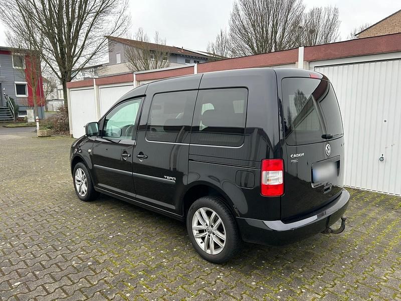 Gebraucht VW Caddy Team 105 PS (77 kW) 2010 Schwarz Van / Kleinbus