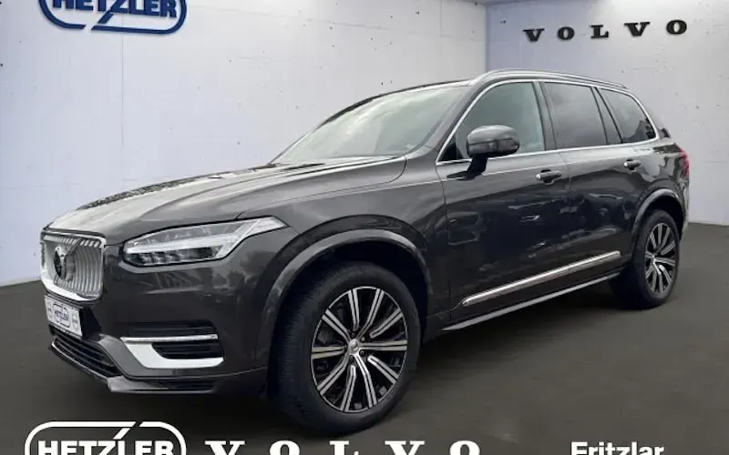 Używany Volvo XC90 Plus 250 KM (183 kW) 2023 Szary SUV