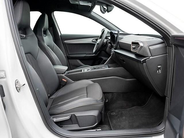 Candy weiss Gebraucht 2023 Cupra Formentor VZ SUV | 30.420 € (Fairer Preis) - Bild 1/3