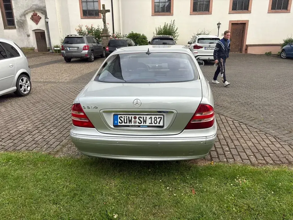 Gebraucht Mercedes S500 306 PS (225 kW) 2001 Silber Limousine