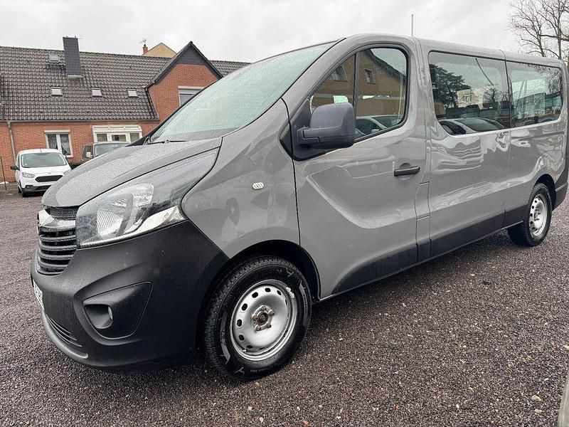 Gebraucht Opel Vivaro 120 PS (88 kW) 2019 Grau Van / Kleinbus