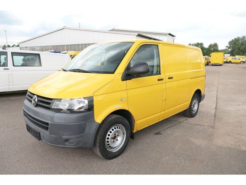 Gebraucht VW T5 84 PS (61 kW) 2012 Ginstergelb r1032 Van