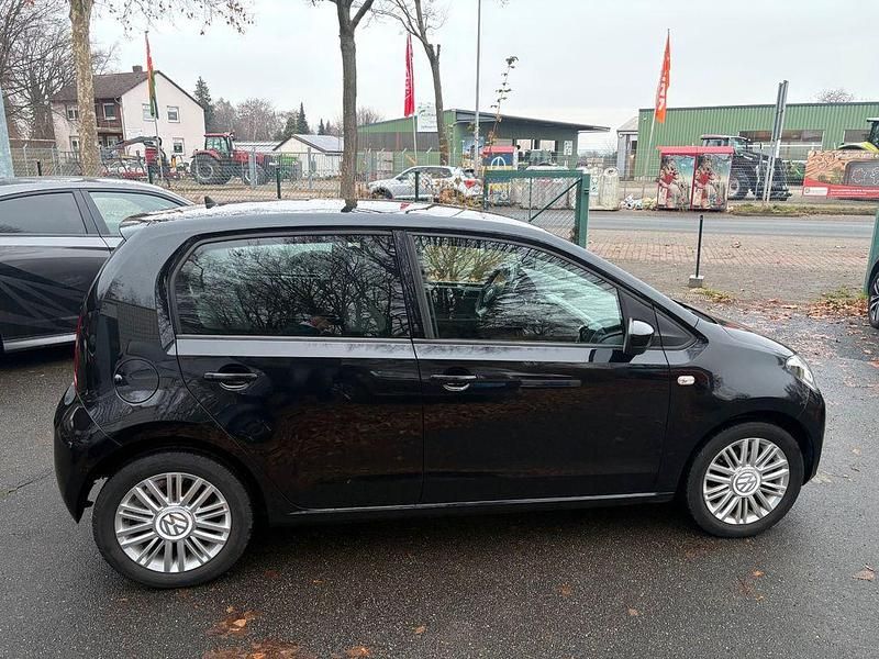 Używany VW up! move up! 75 KM (55 kW) 2014 Czarny Hatchback