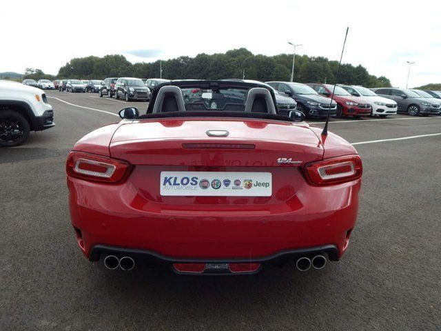 Gebraucht Abarth 124 Spider 170 PS (125 kW) 2017 Rot Cabrio