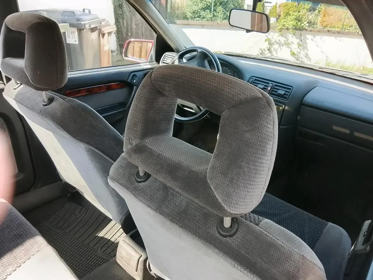Gebraucht Opel Vectra 90 PS (66 kW) 1994 Rot Limousine