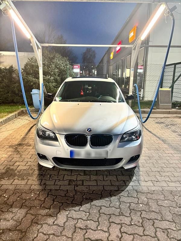 Second-hand BMW 520 177 CP (130 kW) 2008 Argintiu Berlinǎ