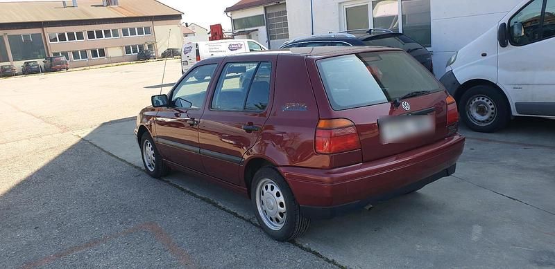 Gebraucht VW Golf III 75 PS (55 kW) 1996 Rot Limousine