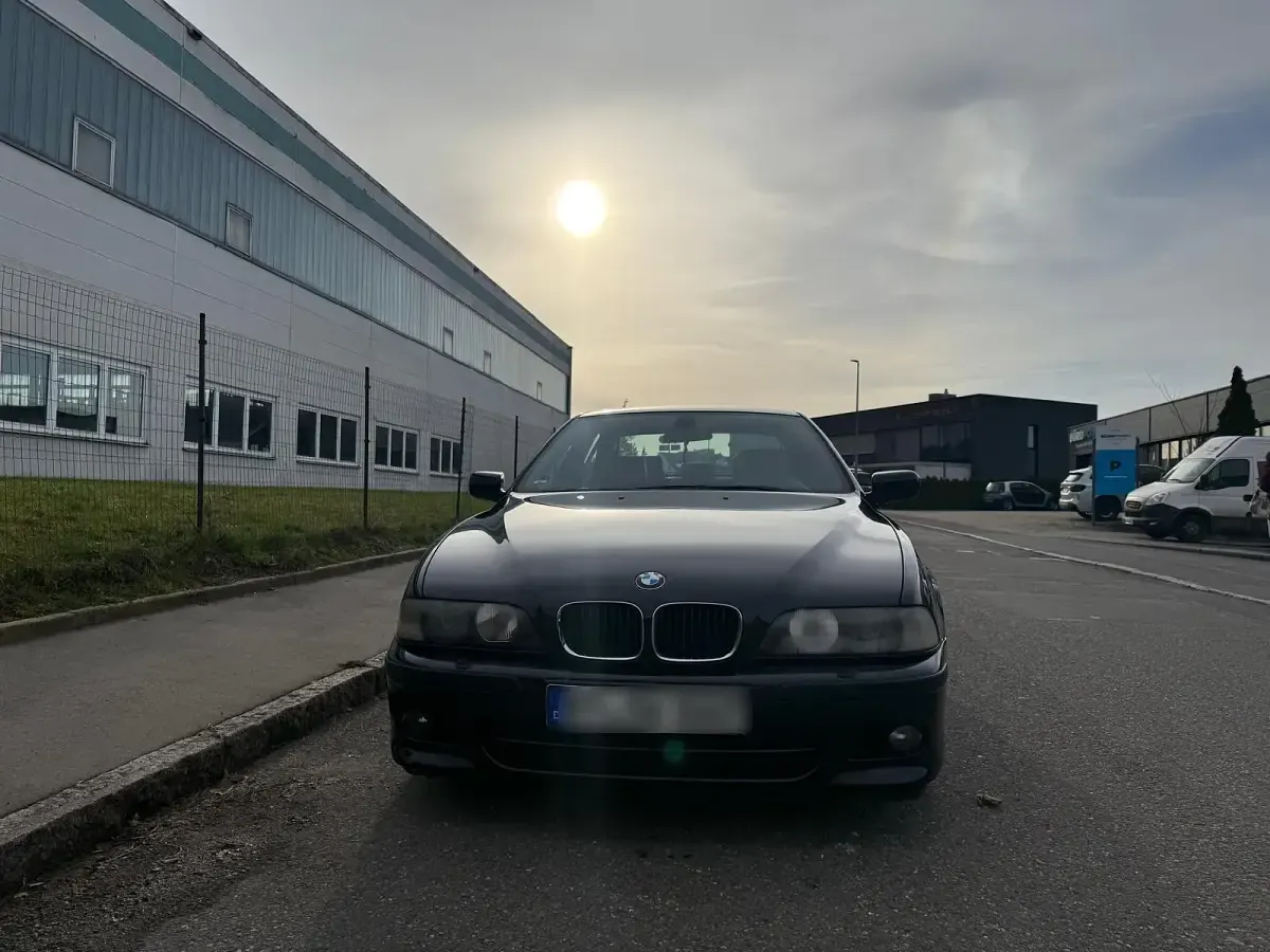 Gebraucht BMW 520 M Sport 150 PS (110 kW) 2000 Schwarz Limousine