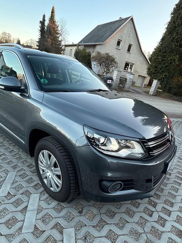 Gebraucht VW Tiguan 177 PS (130 kW) 2013 Grau SUV