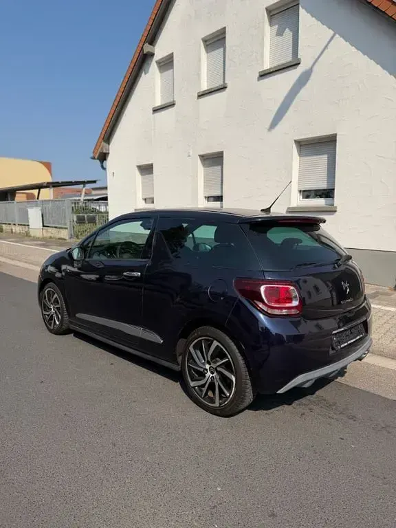 Gebraucht Citroën DS3 Sport Chic 165 PS (121 kW) 2015 Blau Kleinwagen