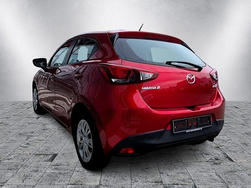Gebraucht Mazda 2 Center-Line 75 PS (55 kW) 2019 Rot Limousine