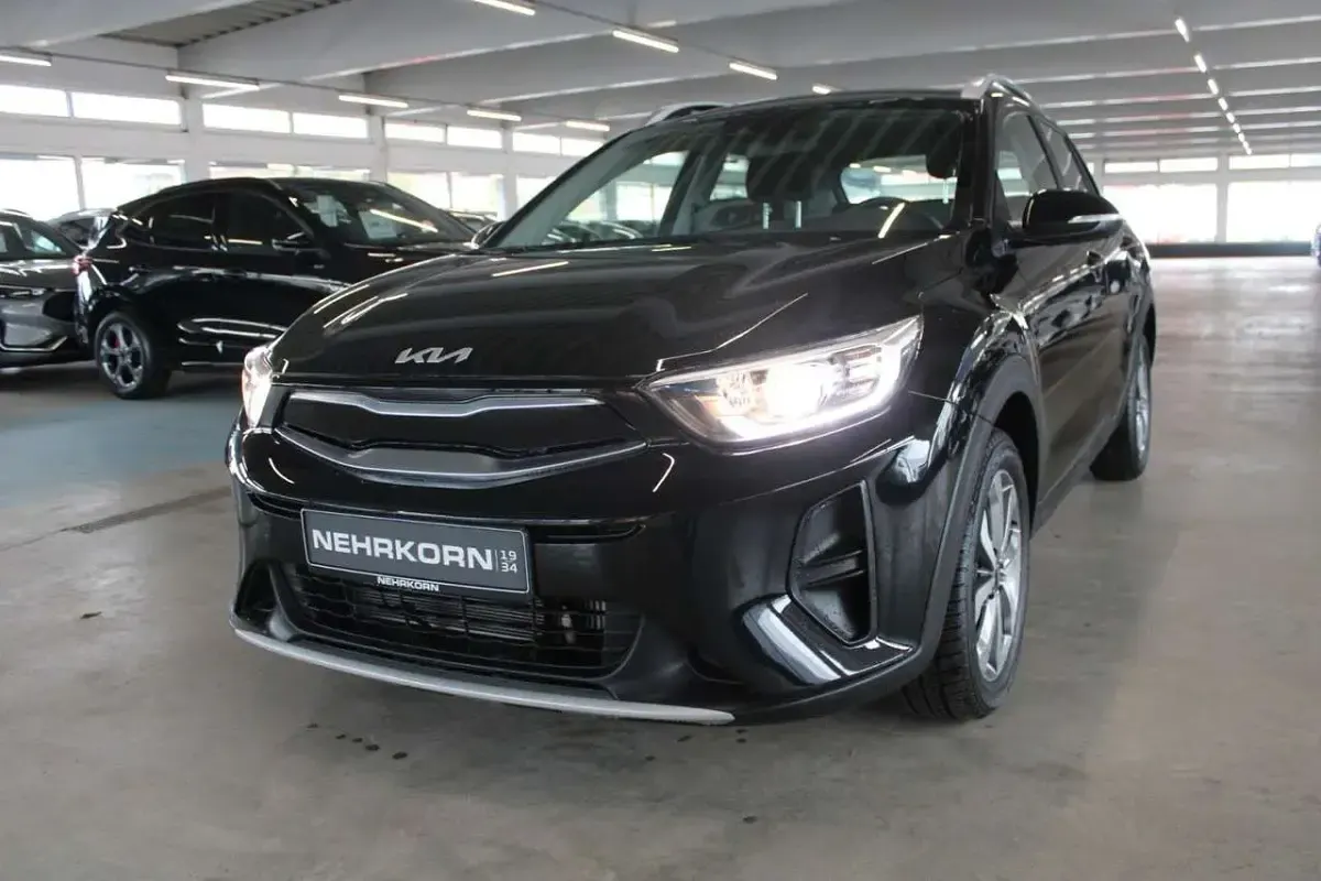 Gebraucht Kia Stonic Vision 101 PS (74 kW) 2025 Schwarz SUV