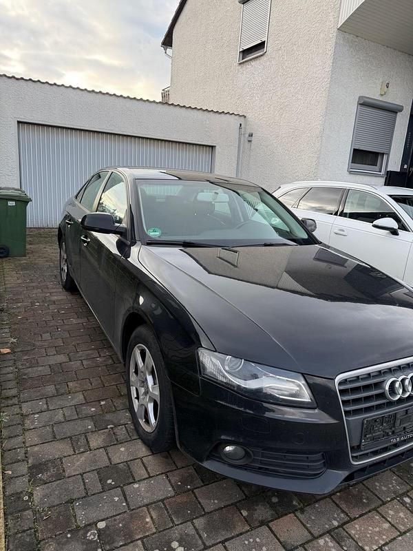 Schwarz Gebraucht 2010 Audi A4 Limousine | 4.500 € (Superpreis) - Bild 1/4