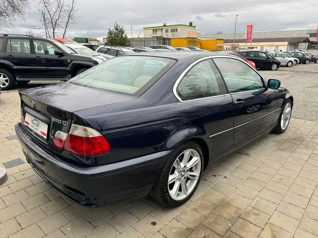 Gebraucht BMW 320 Sport Line 170 PS (125 kW) 2002 Blau Coupé