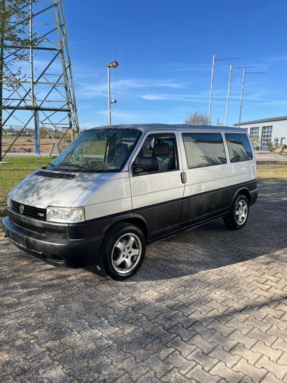 Gebraucht 2001 VW T4 Van | 7.500 € (Guter Preis) - Bild 1/4