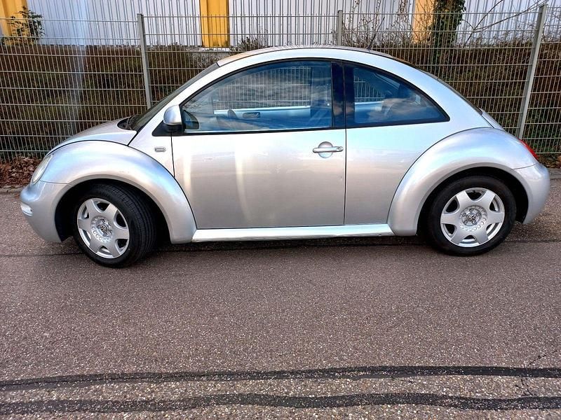 Gebraucht VW New Beetle 116 PS (85 kW) 1999 Silber Kleinwagen