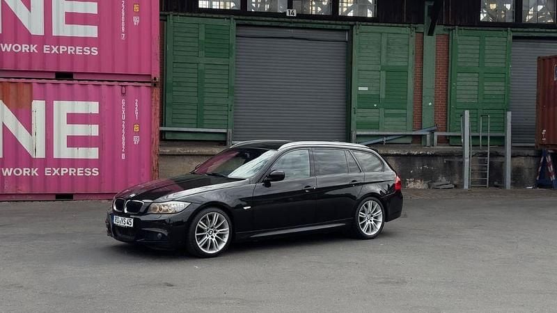 Gebraucht BMW 320 M Sport 184 PS (135 kW) 2012 Schwarz Kombi