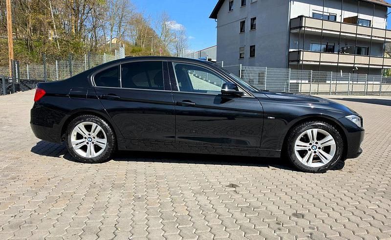 Gebraucht BMW 320 Comfort Edition 184 PS (135 kW) 2016 Schwarz Limousine
