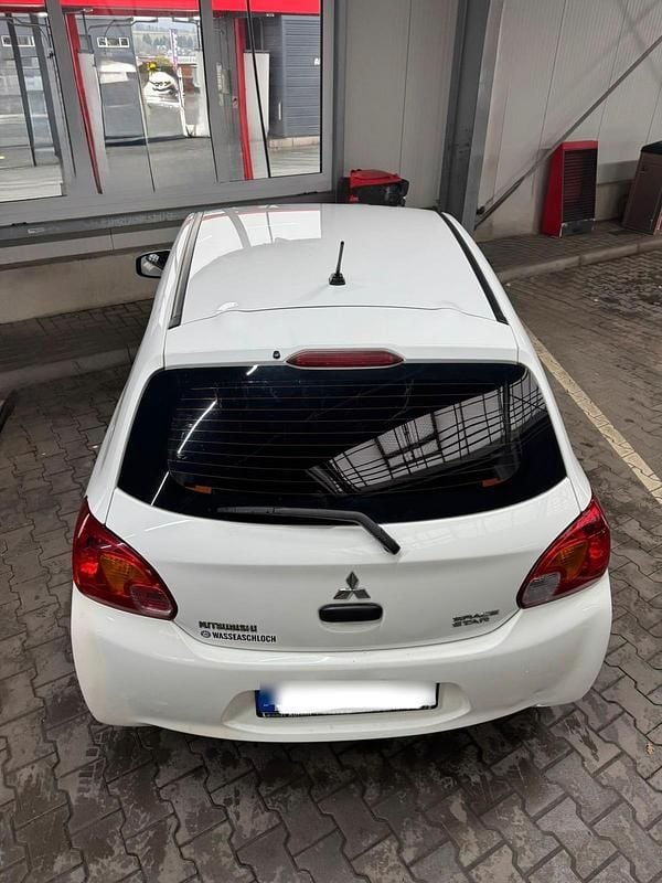 Gebraucht Mitsubishi Space Star 70 PS (51 kW) 2015 Weiß Kleinwagen