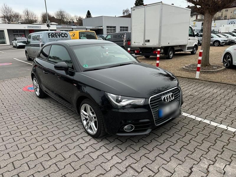 Gebraucht Audi A1 S-Line 140 PS (102 kW) 2015 Schwarz Kleinwagen