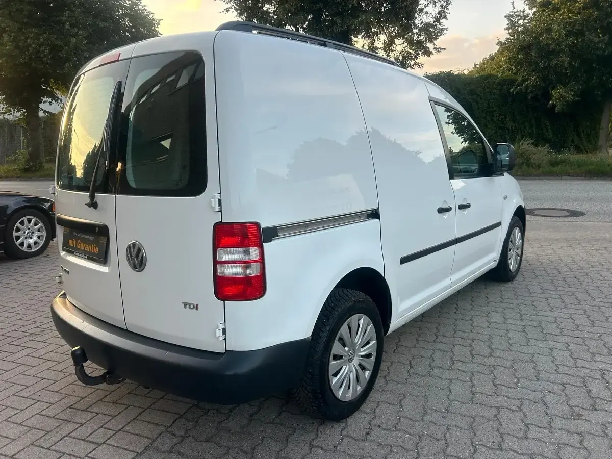 Gebraucht VW Caddy 102 PS (75 kW) 2013 Weiß Van / Kleinbus