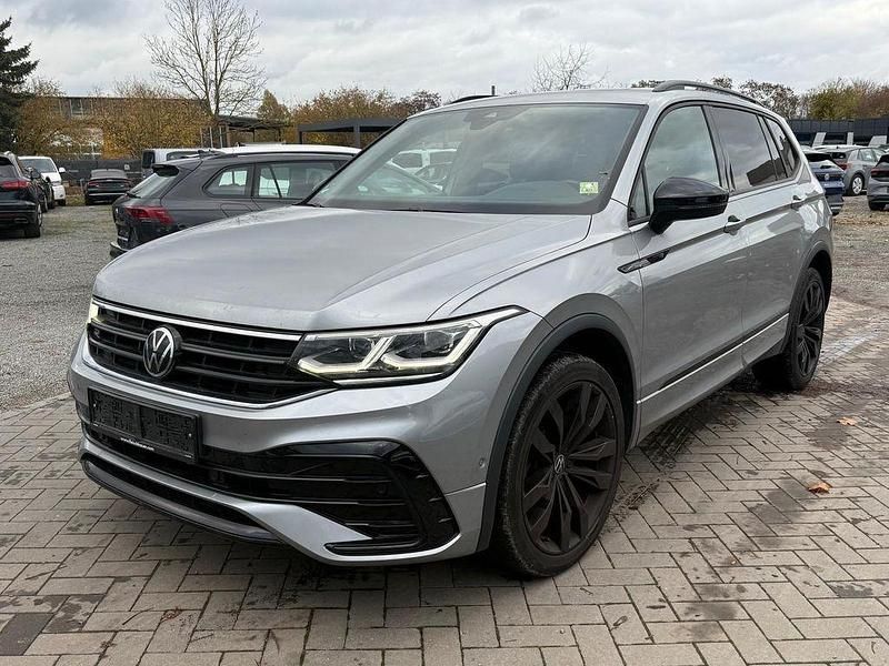 Silber Gebraucht 2022 VW Tiguan Allspace R-line SUV | 32.990 € (Fairer Preis) - Bild 1/4