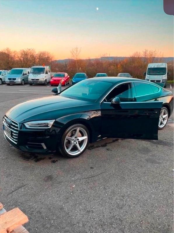 Schwarz Gebraucht 2018 Audi A5 Ambiente Coupé | 17.600 € (Guter Preis) - Bild 1/4