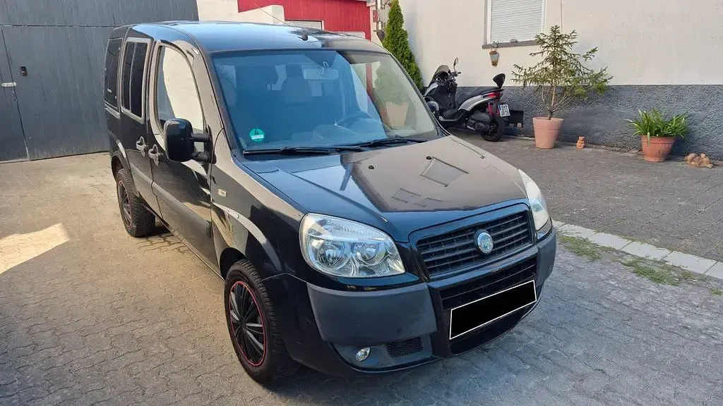 Gebraucht Fiat Doblò Dynamic 77 PS (56 kW) 2008 Schwarz Van / Kleinbus