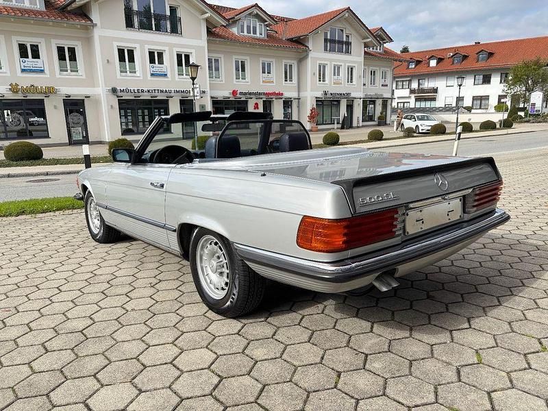 Gebraucht Mercedes SL500 231 PS (169 kW) 1984 Silber Cabrio