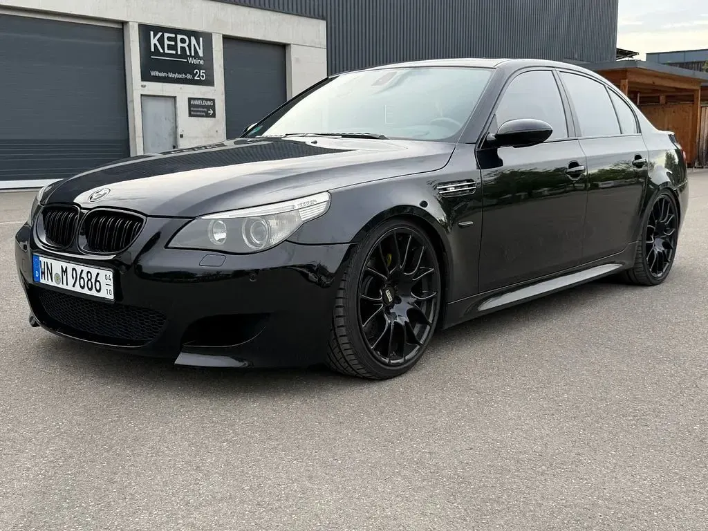 Usata BMW M5 507 CV (372 kW) 2005 Nero Berlina