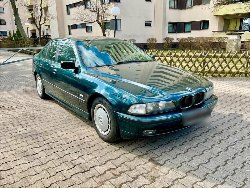 Gebraucht BMW 523 170 PS (125 kW) 1998 Grün Limousine