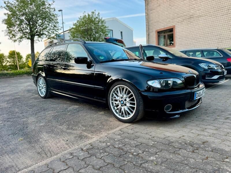 Schwarz Gebraucht 2003 BMW 325 M Sport Kombi | 4.490 € (Fairer Preis) - Bild 1/4