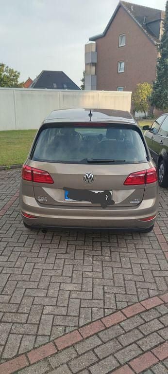 Gebraucht VW Golf Sportsvan Comfortline 125 PS (91 kW) 2014 Beige Van / Kleinbus
