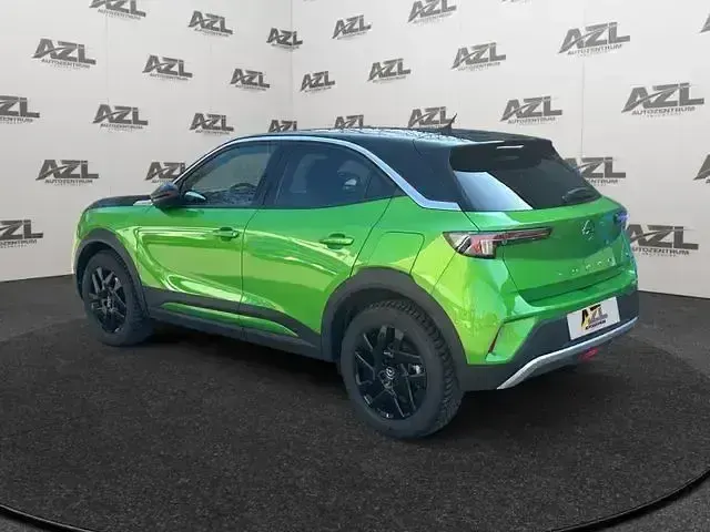 Gebraucht Opel Mokka-e Ultimate 100 kW (136 PS) 2023 Grün SUV
