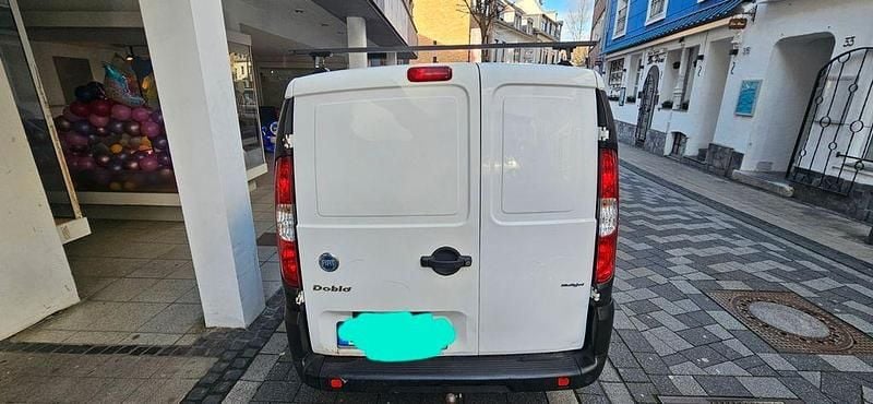 Gebraucht Fiat Doblò 105 PS (77 kW) 2007 Weiß Van / Kleinbus