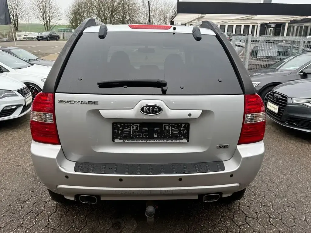 Gebraucht Kia Sportage 175 PS (128 kW) 2007 Silber SUV