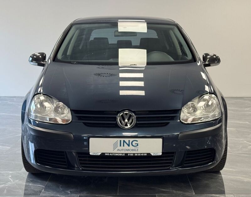Blau Gebraucht 2005 VW Golf V Limousine | 4.699 € (Teuer) - Bild 1/4