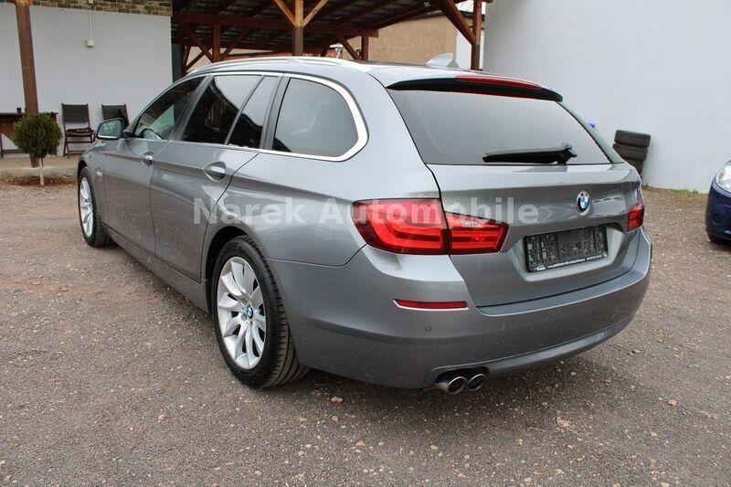 Gebraucht BMW 520 184 PS (135 kW) 2013 Grau Kombi