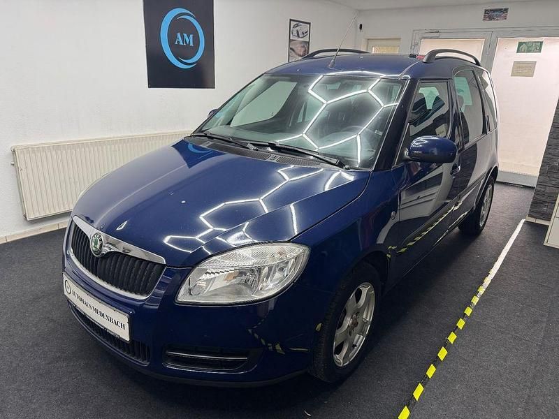 Blau Gebraucht 2009 Skoda Roomster Comfort Van / Kleinbus | 5.490 € (Teuer) - Bild 1/4