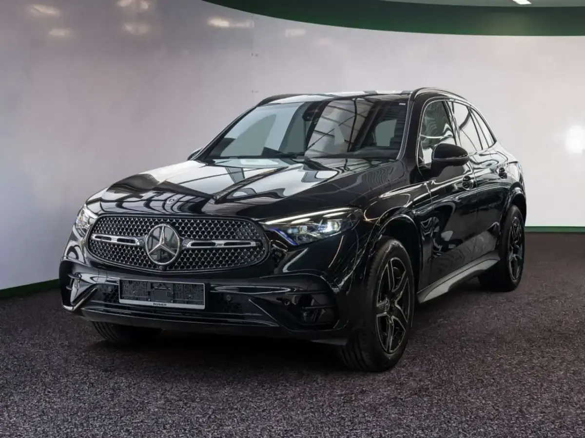 Gebraucht Mercedes GLC200 Advanced Plus 227 PS (166 kW) 2026 Schwarz SUV