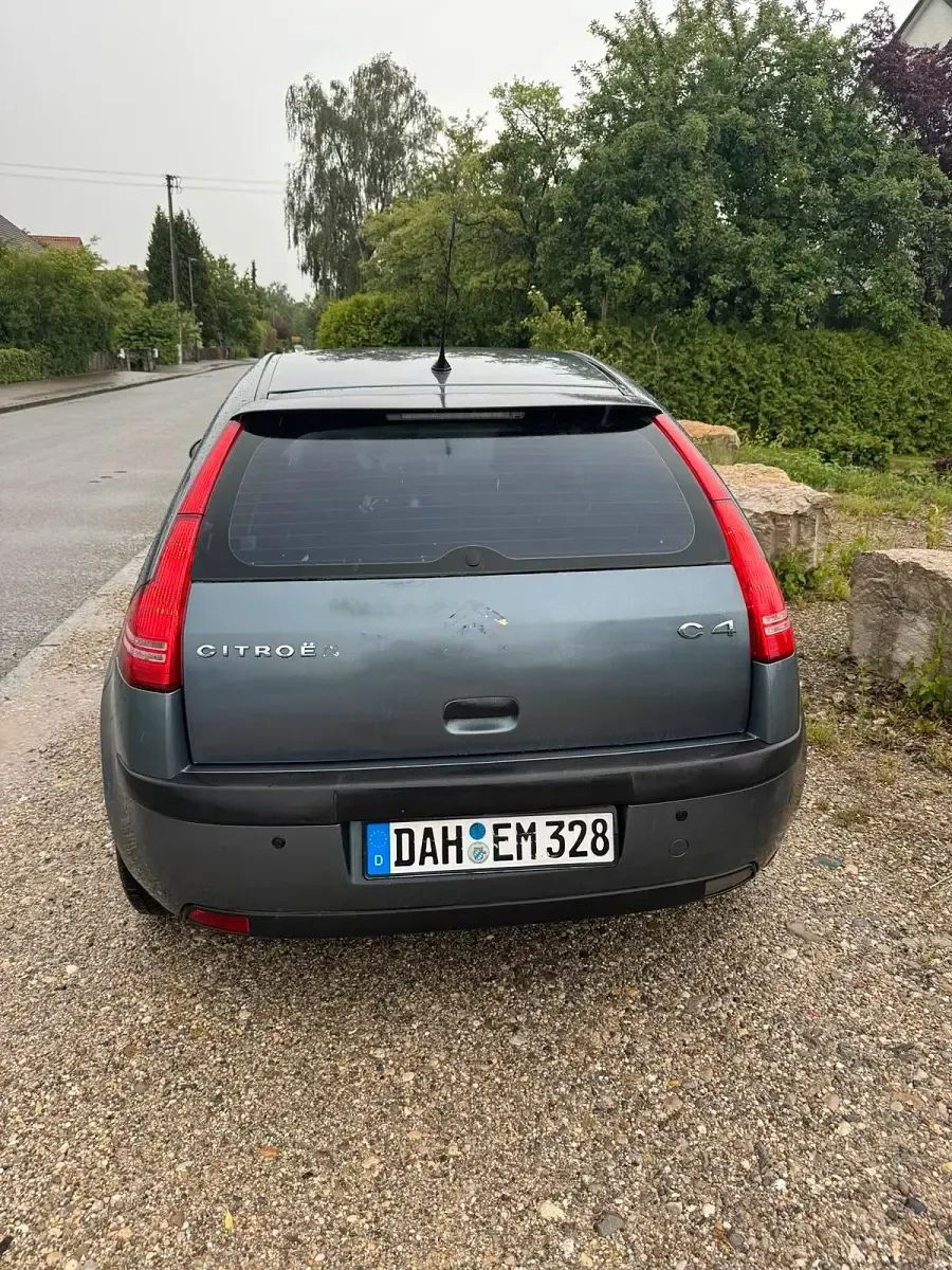 Gebraucht Citroën C4 109 PS (80 kW) 2007 Blau Limousine