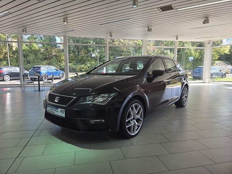 Schwarz Gebraucht 2019 Seat Leon ST Style Kombi | 9.999 € (Guter Preis) - Bild 1/4