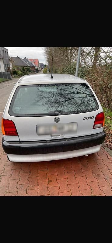 Gebraucht VW Polo 75 PS (55 kW) 1998 Grau Kleinwagen