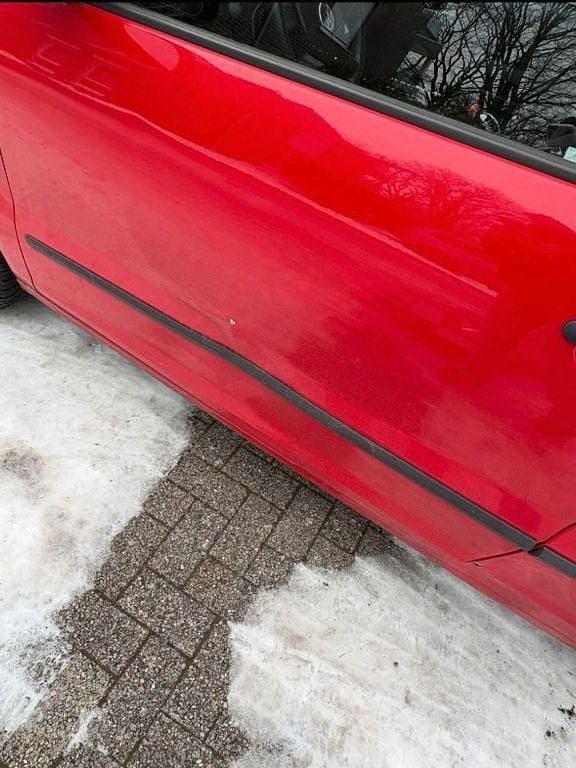 Gebraucht VW Fox 60 PS (44 kW) 2006 Rot Kleinwagen