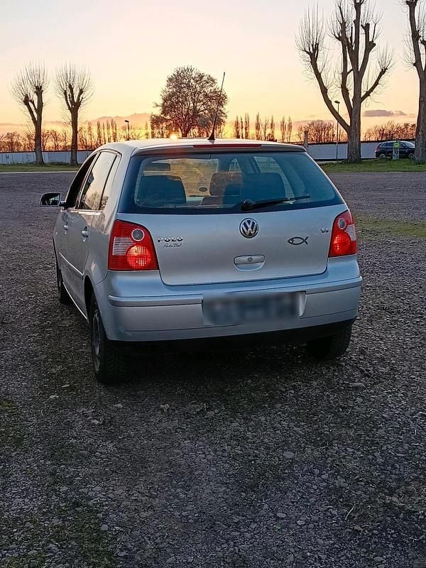 Gebraucht VW Polo 75 PS (55 kW) 2005 Silber Kleinwagen