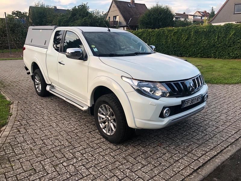 Weiß Gebraucht 2019 Mitsubishi L200 Abholung | 14.700 € (Superpreis) - Bild 1/4